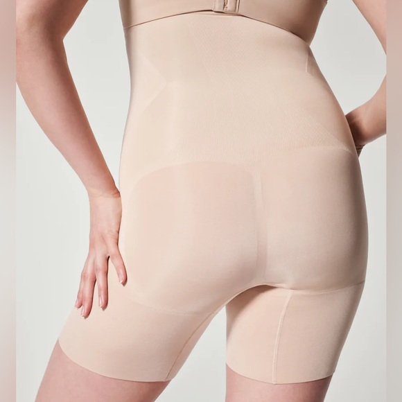 Spanx OnCore High-Waisted Mid-Thigh Short Soft Nude Size Small Style SS1915 - Picture 3 of 12